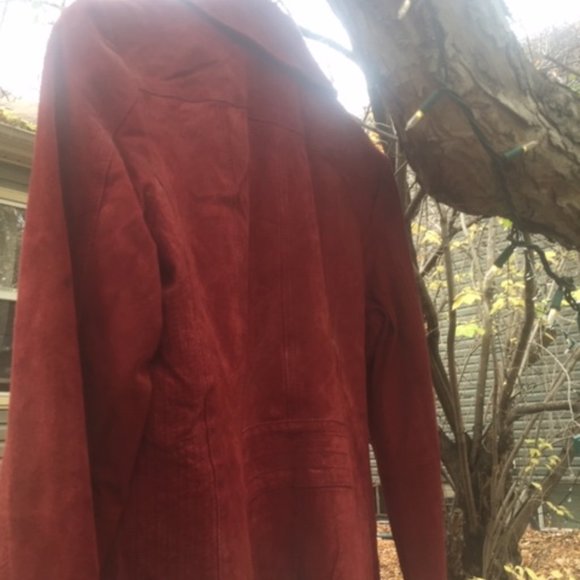Russet red suede jacket - Picture 2 of 4